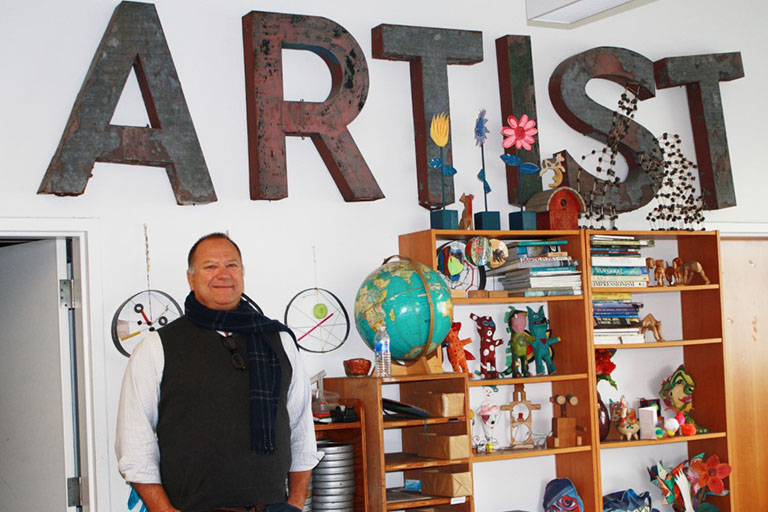 CEO Bob Smiland in Inner-City Arts Studio